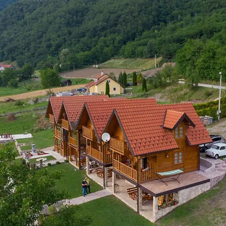 Vikendica Pored Drine Bajina Basta Exterior photo