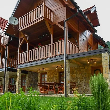 Vikendica Pored Drine Bajina Basta Exterior photo