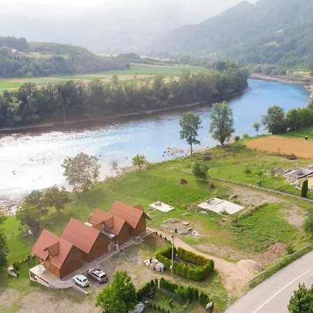 Vikendica Pored Drine Bajina Basta Exterior photo