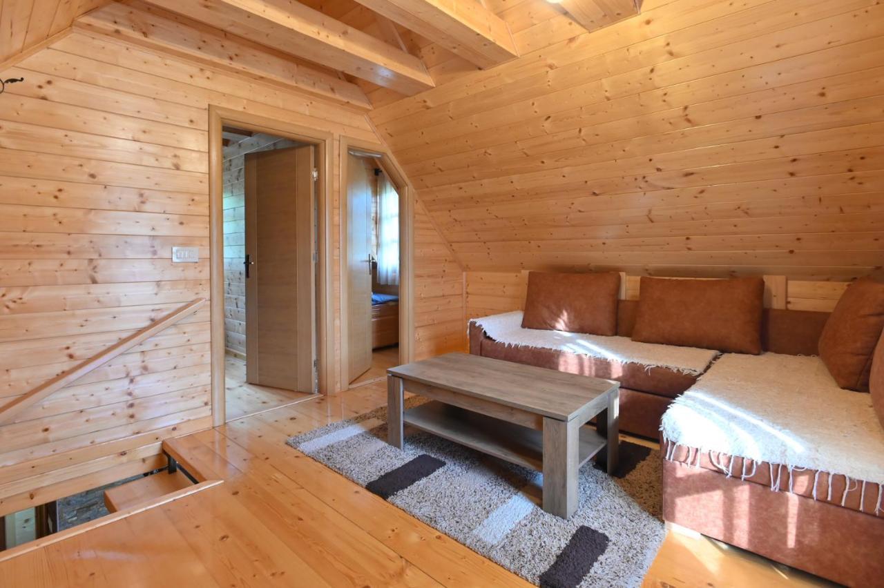 Vikendica Pored Drine Σπίτι διακοπών